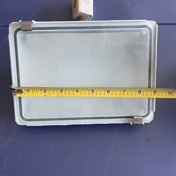 Flood Lights Pair of 02 Fixture Fitting E120647 Underwriters Laboratories - Picture 6 of 7